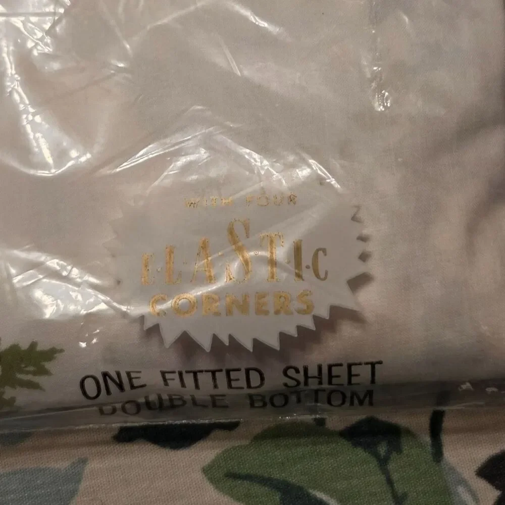 Vintage 1966 Dan River Flower Fantasy Full Fitted Sheet NOS Cotton Percale